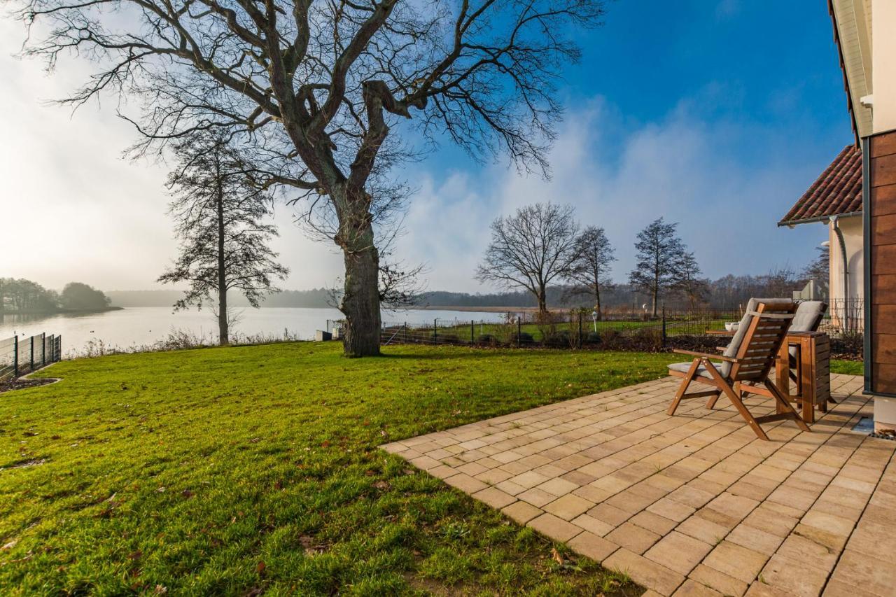 קרקוב אם זיי 5 Sterne Ferienhaus Direkt Am See Mit Sauna-Kamin-Garten מראה חיצוני תמונה